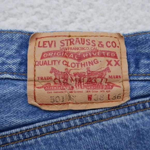 Vintage Levi's 501XX Jeans Mens 36x32 Y2K 2000s Blue Denim Button Fly Distressed